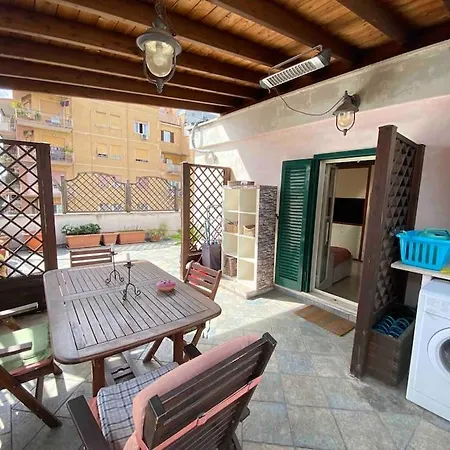 公寓 Delizioso Con Terrazza In *